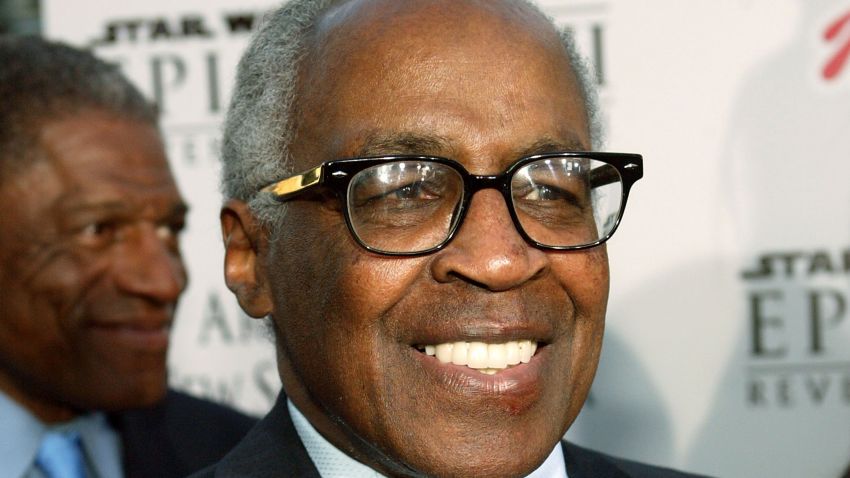 WESTWOOD , CA - MAY 12:  Actor Robert Guillaume arrives at the "Star Wars Episode III - Revenge Of The Sith" Los Angeles Premiere at the Mann Village Theatre on May 12, 2005 in Westwood, California. The premiere benefits the charity Artists for a New South Africa and its comprehensive, ground-breaking program for South African children orphaned by HIV/AIDS. (Photo by Frederick M. Brown/Getty Images)