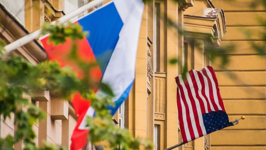 Suspected Russian Spy Caught Working Inside Us Embassy In Moscow Cnn