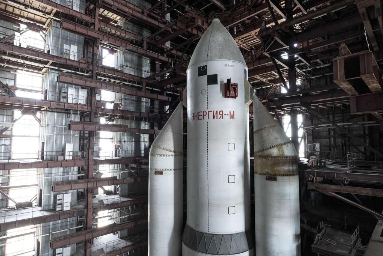 A full-scale Energia-M rocket prototype also lies abandoned at the Baikonur Cosmodrome.