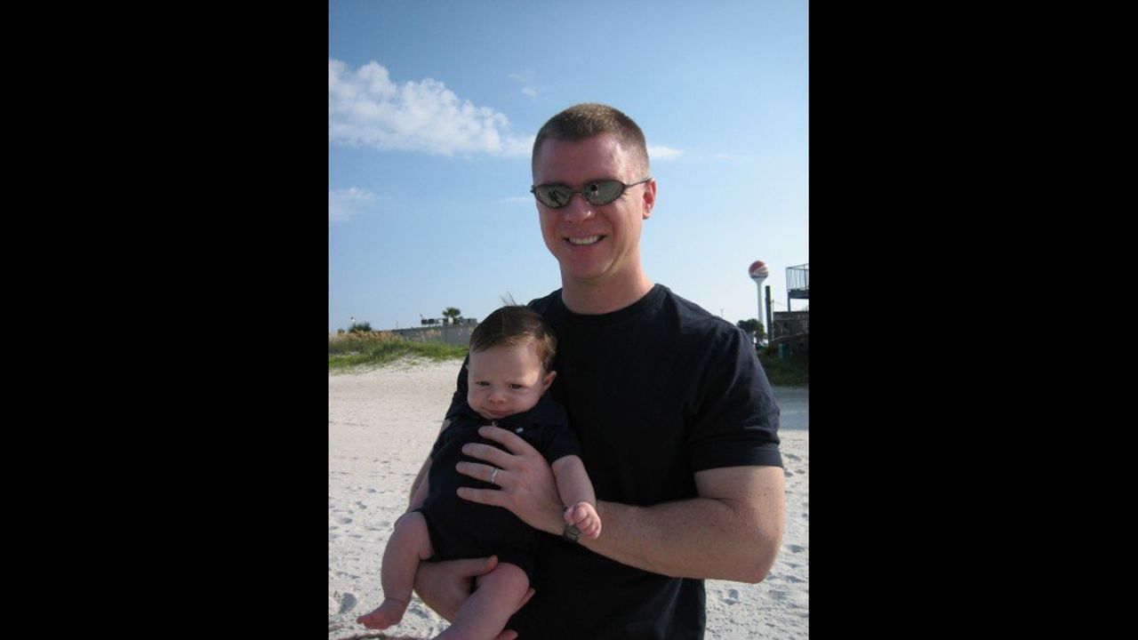 In 2007, Landon and Anthony enjoyed a day at the beach in Pensacola, Florida, where Landon was stationed.