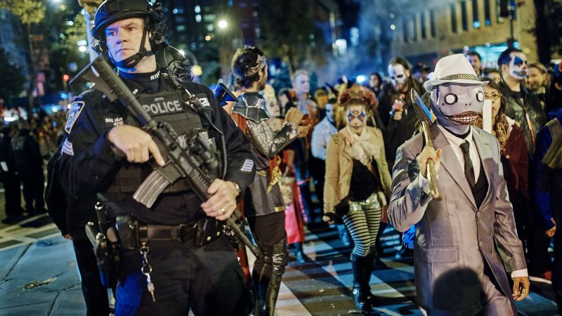 This Photo Perfectly Captures How A Terror Attack Cannot Dent New York   171101074556 01 Nyc Halloween Parade 1031 