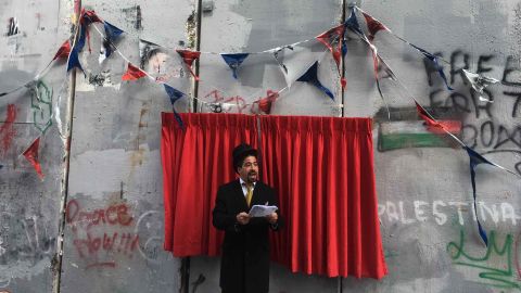 The party's emcee sarcastically offered cake to attendees in "an attempt to make amends for the trouble that letter caused."