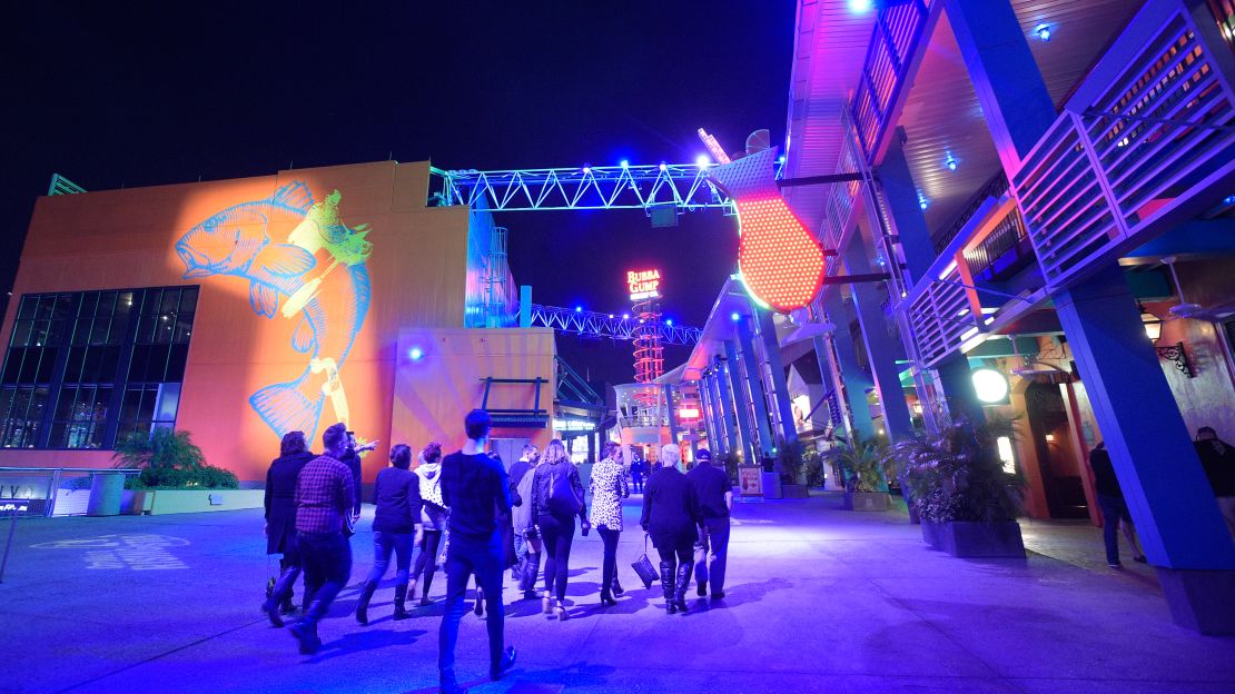 You may find smaller crowds at Orlando-area theme parks, such as Universal Orlando Resort's CityWalk, in early to mid-December. 
