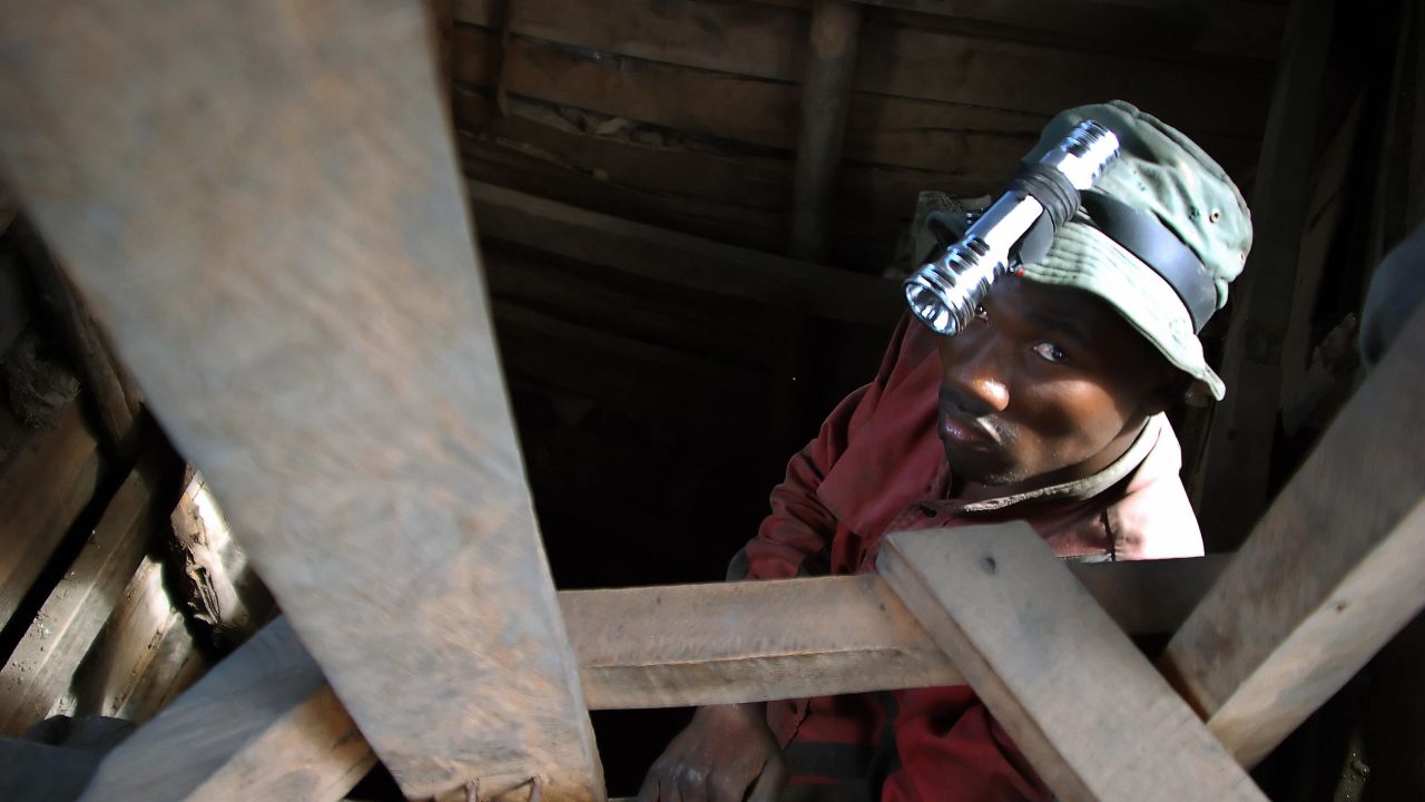 President Magufuli has threatened to nationalize Tanzanian mines.