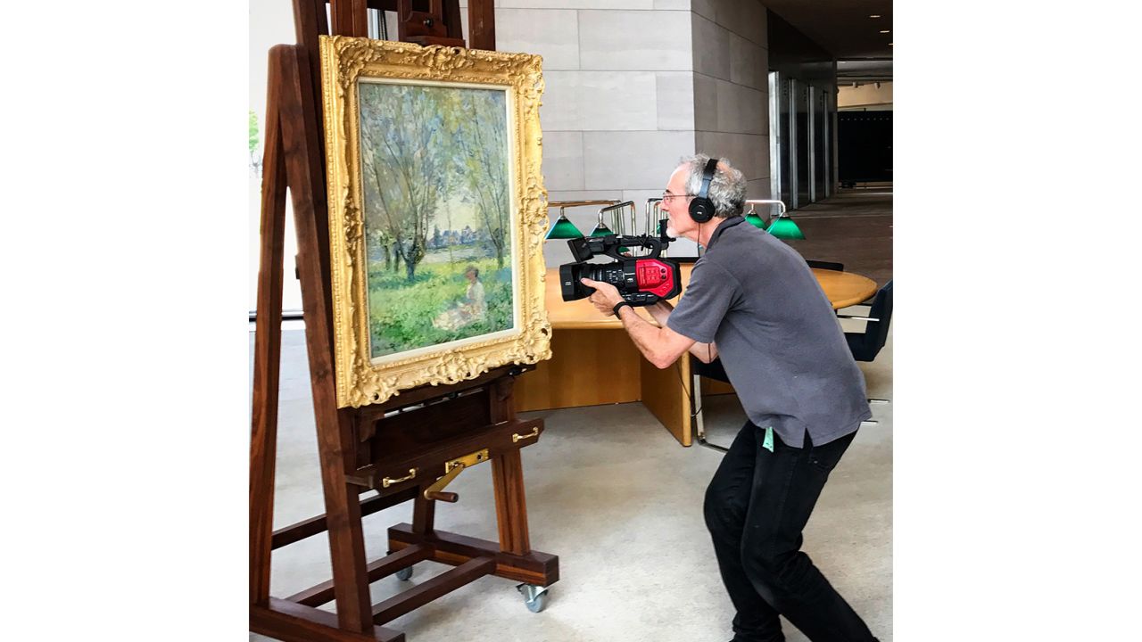 Block had permission to film in Washington's National Gallery of Art.