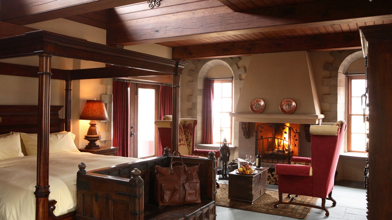 <strong>Winvian Farm, Morris, Connecticut: </strong>Each unique cottage does include heated floors, wood-burning fireplaces, steam showers and Jacuzzis. <br />