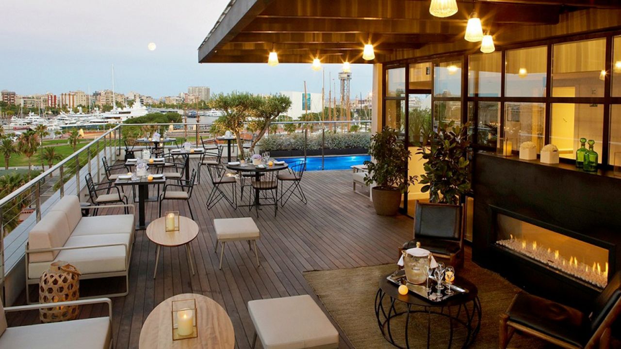 <strong>World's Best City Hotel -- </strong><a href="https://hoteltheserrasbarcelona.com/" target="_blank" target="_blank"><strong>The Serras Hotel, Barcelona, Spain</strong></a><strong>: </strong>The rooftop terrace of the Serras overlooks the Marina Port Vell and features a bar and pool. 