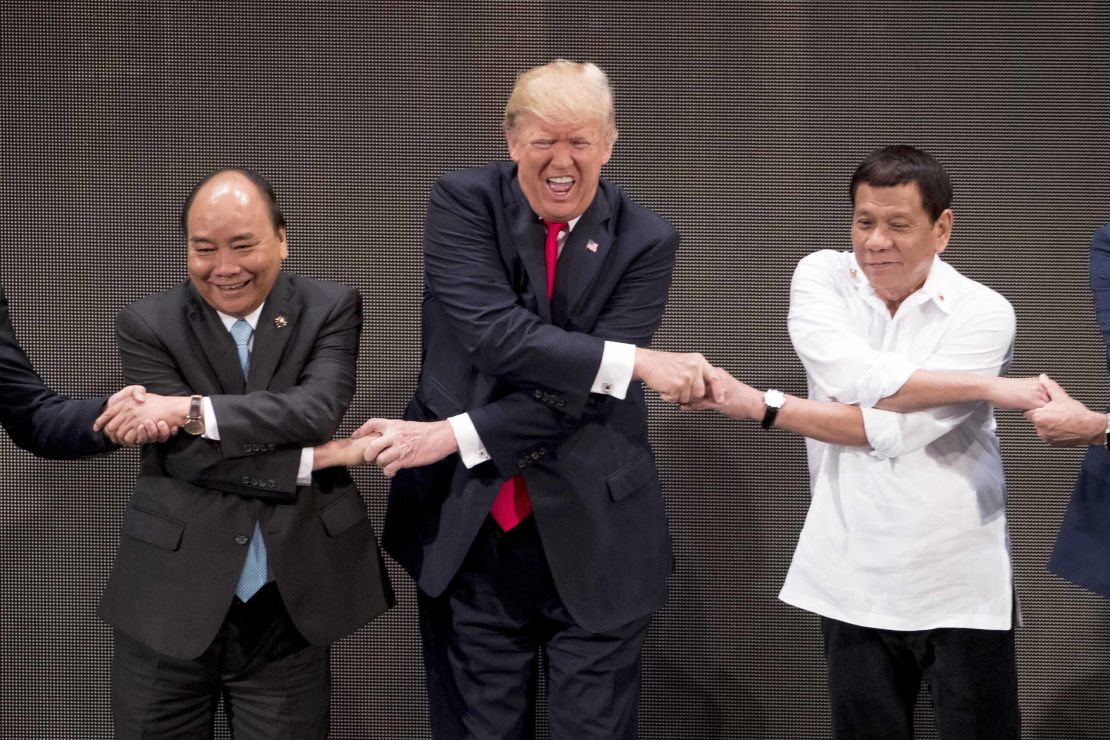 05 Trump Duterte 1113