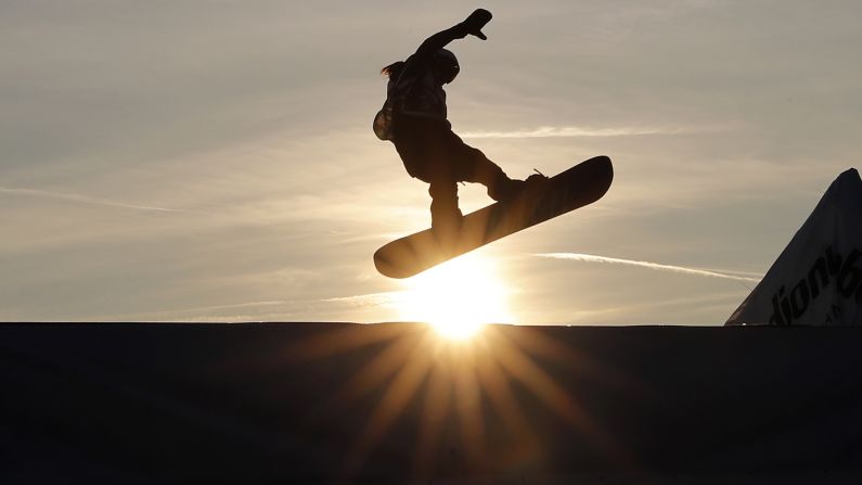 Italian snowboarder Margherita Meneghetti soars through the air during a World Cup event in Rho, Italy, on Saturday, November 11. <a target="_blank">See 23 amazing sports photos from last week</a>