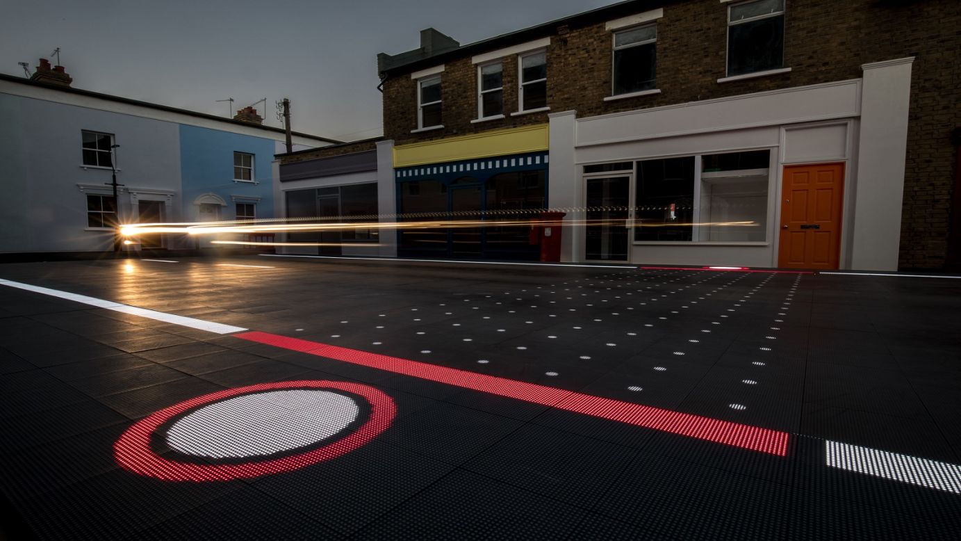 At rush hour, the crossing expands to accommodate; and during quieter times, such as the early hours, it can disappear altogether.