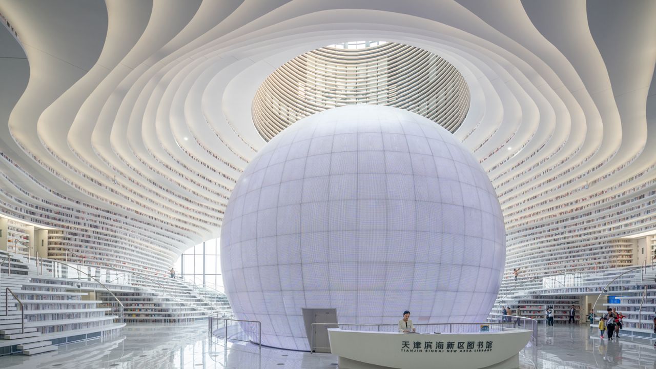 <strong>Record-breaking speed: </strong>This project is MVRDV's fastest project to date. It took just three years to build -- from the first sketch to the opening -- due to a tight construction schedule set by local officials.