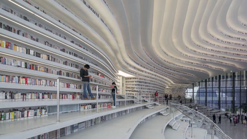 This library was hailed as "the most beautiful library in China" on social media when it opened in the northeastern Chinese city of Tianjin in 2017. 