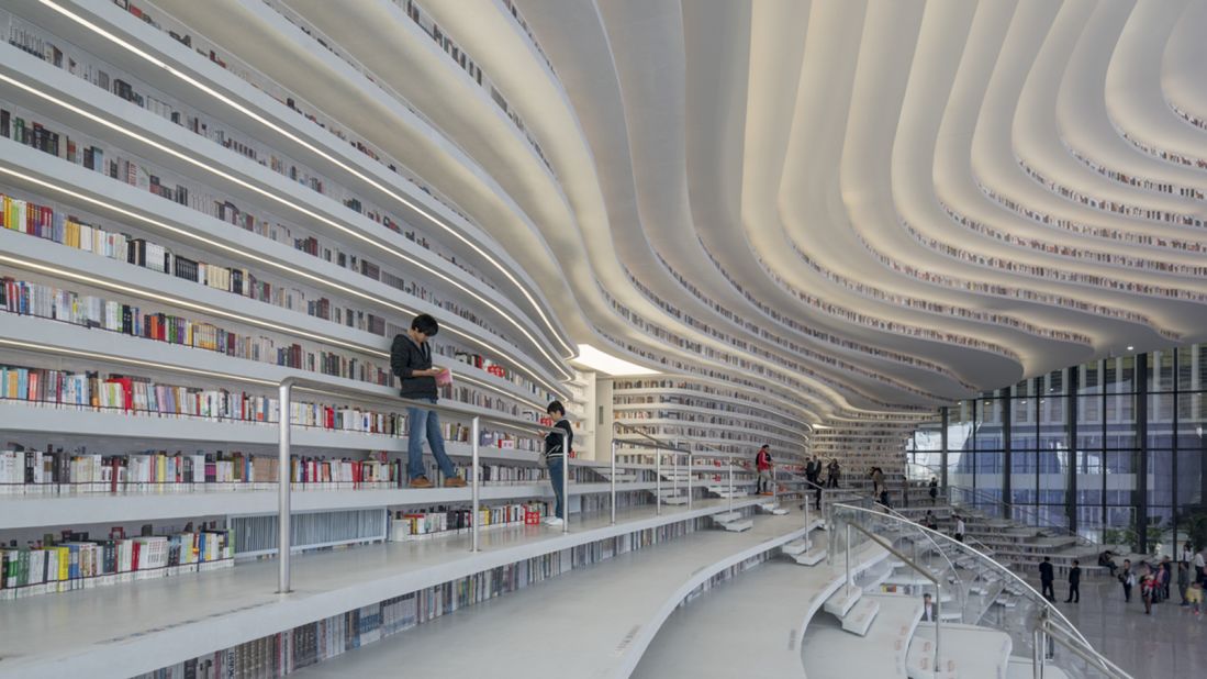 This library was hailed as "the most beautiful library in China" on social media when it opened in the northeastern Chinese city of Tianjin in 2017. 