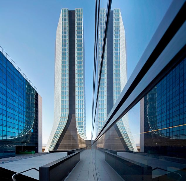 Part of a huge regeneration project in Marseille, the structure comprises both a 482-foot tower and an adjoining annex. Completed in 2011, this was Zaha Hadid Architects' first built tower.