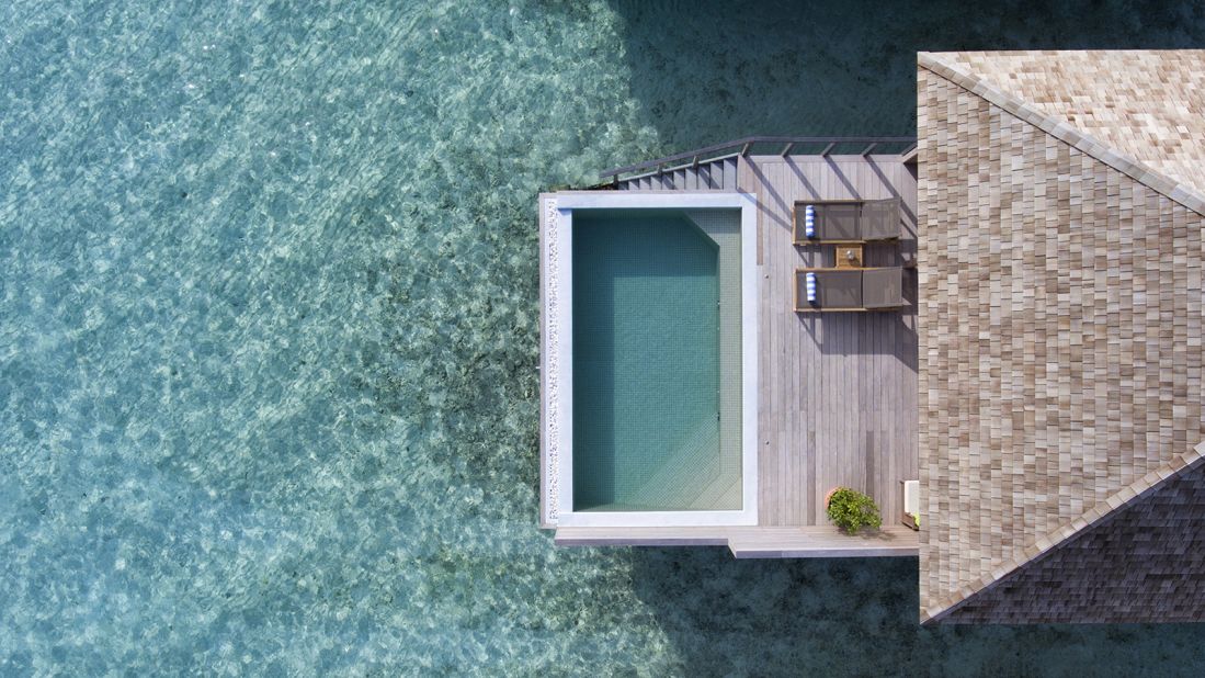 <strong>Ocean pool villa: </strong>Hurawalhi is made up of 90 spacious, contemporary villas. Sixty are over-the-water villas and 30 are on the beach. Some come with infinity pools.<br />