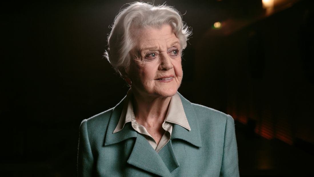 Angela Lansbury poses for a portrait in 2014.