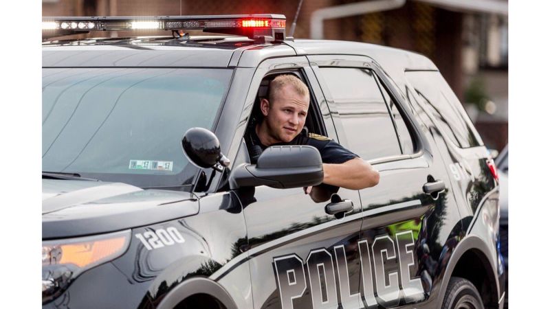 Gunman Sought After Pennsylvania Officer Killed During Traffic Stop | CNN