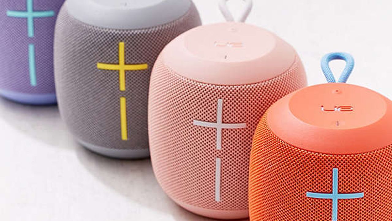 <strong>U: Ultimate Ears Wonderboom Waterproof Bluetooth Speaker ($100; </strong><a href="http://www.anrdoezrs.net/links/8314883/type/dlg/sid/1217azgiftguide/https://www.urbanoutfitters.com/shop/ultimate-ears-wonderboom-waterproof-bluetooth-speaker?category=new-music-tech&color=060)" target="_blank" target="_blank"><strong>urbanoutfitters.com</strong></a><strong>) </strong>