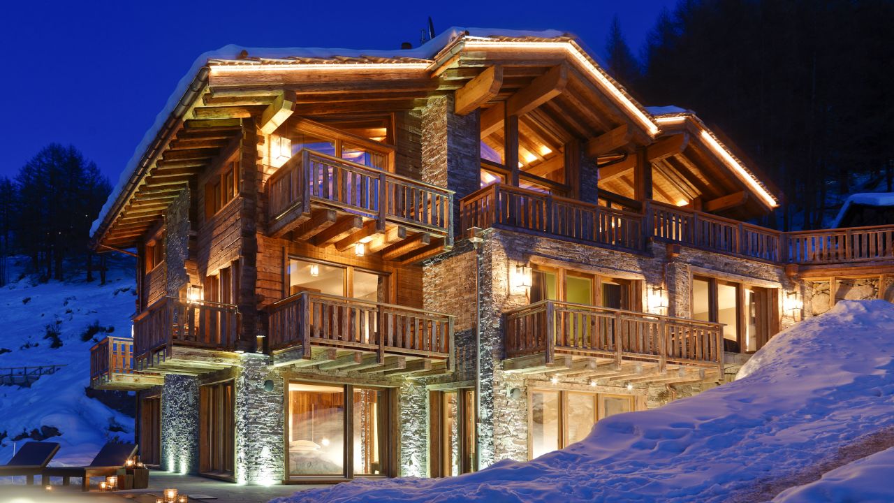 Perched above the Swiss town of Zermatt is the Chalet Les Anges. It was named World's Best Ski Chalet for the second consecutive year.