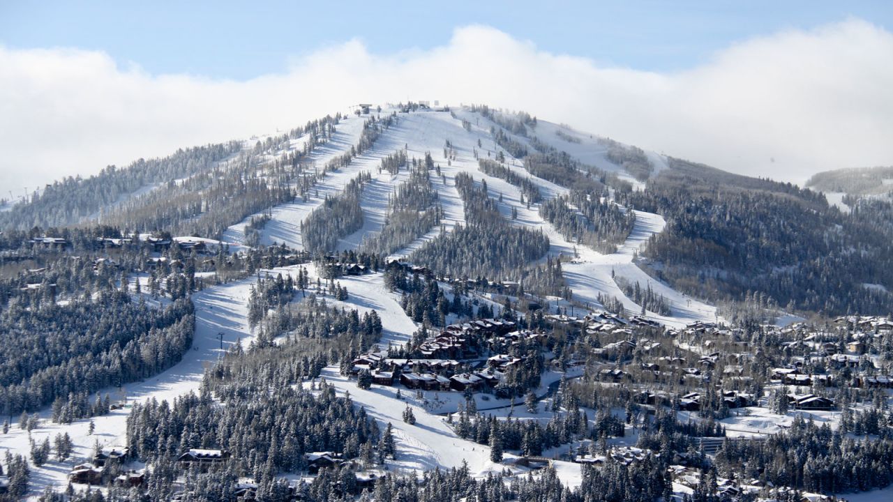 <strong>United State's Best Ski Resort: </strong>World-class skiing and top-notch service are what guests will encounter at Utah's upmarket ski destination, Deer Valley.