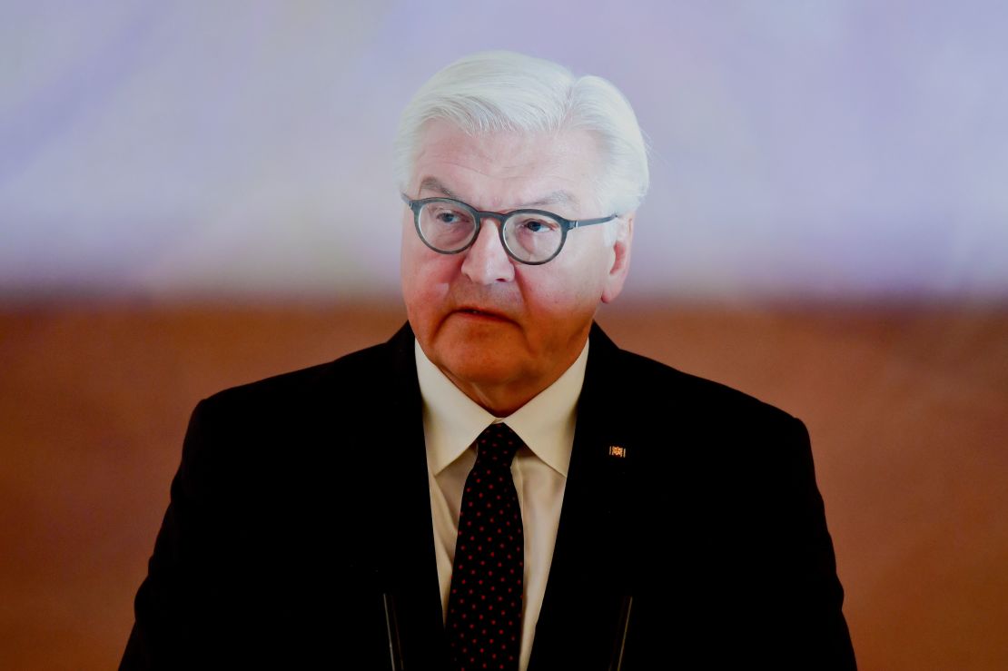 Politicians have a responsibility to keep trying to form a government, German President Frank-Walter Steinmeier said Monday.