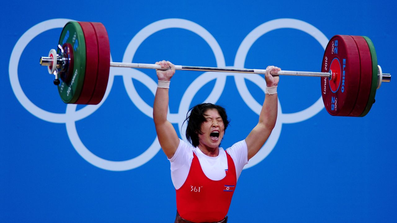 Women do not always have to lift heavy weights, says Brunivels, to get maximum benefit from training.