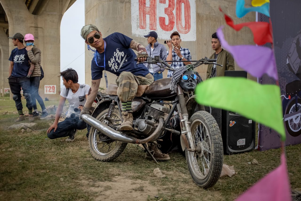 <strong>Join the club:</strong> Toward the turn of the century, groups of expats began to re-discover the sturdy old bikes. In 1998, the first Minsk Club was established and the group would take regular country rides together.