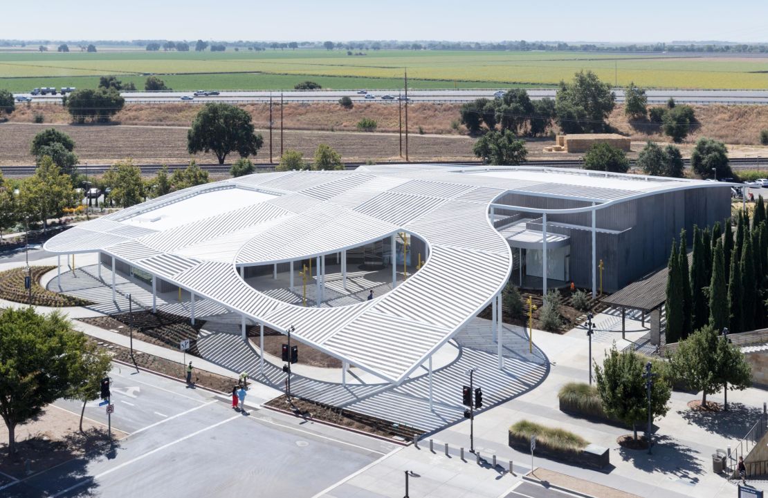 manetti shrem museum of art davis california