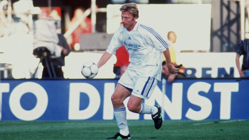 STUTTGART, GERMANY - MAY 24:  ABSCHIEDSSPIEL FUER JUERGEN KLINSMANN, Stuttgart; VFB STUTTGART ALLSTARS - JUERGENS DREAM TEAM 6:8; Boris BECKER/DREAM TEAM  (Photo by Alexander Hassenstein/Bongarts/Getty Images)