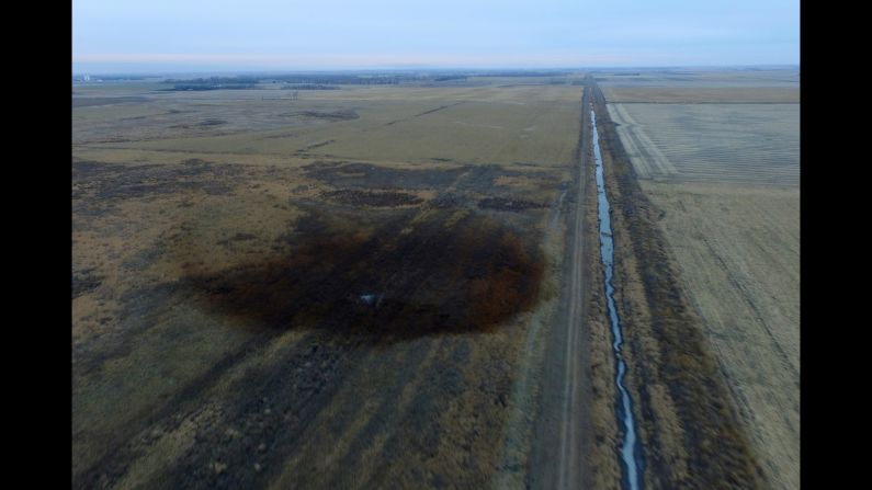 This aerial photo shows an oil spill in northeastern South Dakota on Friday, November 17. <a href="http://www.cnn.com/2017/11/16/us/keystone-pipeline-leak/index.html" target="_blank">More than 200,000 gallons of oil leaked from the Keystone Pipeline,</a> the pipeline's operator said. Crews shut down the pipeline, and officials were investigating the cause of the leak, which occurred about three miles southeast of the town of Amherst.