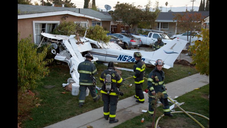 Firefighters work at the scene of a single-engine plane crash in San Jose, California, on Sunday, November 19. Authorities said the plane had just taken off from a nearby airport when the pilot reported a system failure. The three people on board were injured. No one was hurt on the ground, even though some people were home at the time of the crash, <a href="http://www.mercurynews.com/2017/11/19/two-people-injured-in-plane-crash-in-san-jose/" target="_blank" target="_blank">according to The Mercury News. </a>