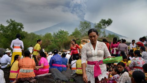 Balinese Hindus pray near Mount Agung in hope of preventing a volcanic eruption Saturday.