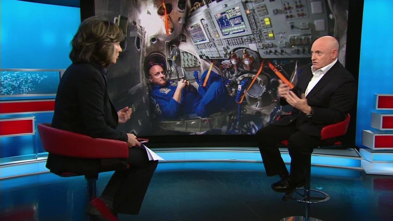 intv amanpour scott kelly_00033410.jpg