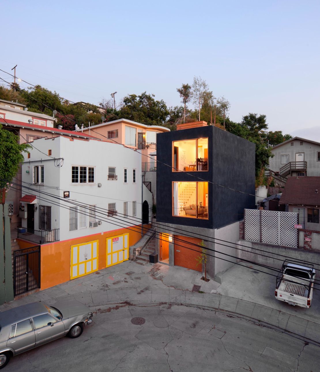 Anonymous Architects designed this skinny house in Los Angeles dubbed Eel's Nest- because of it's unusual proportions. 