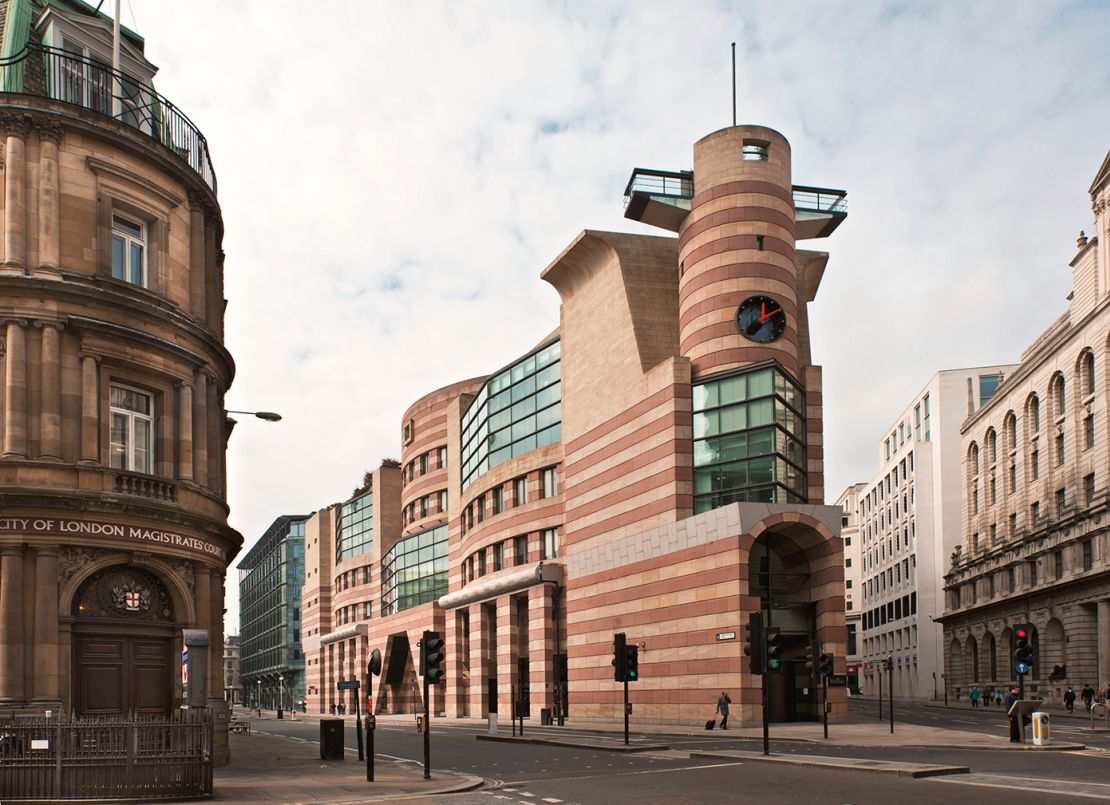 One Poultry (1994-8) by James Stirling, Michael Wilford & Associates