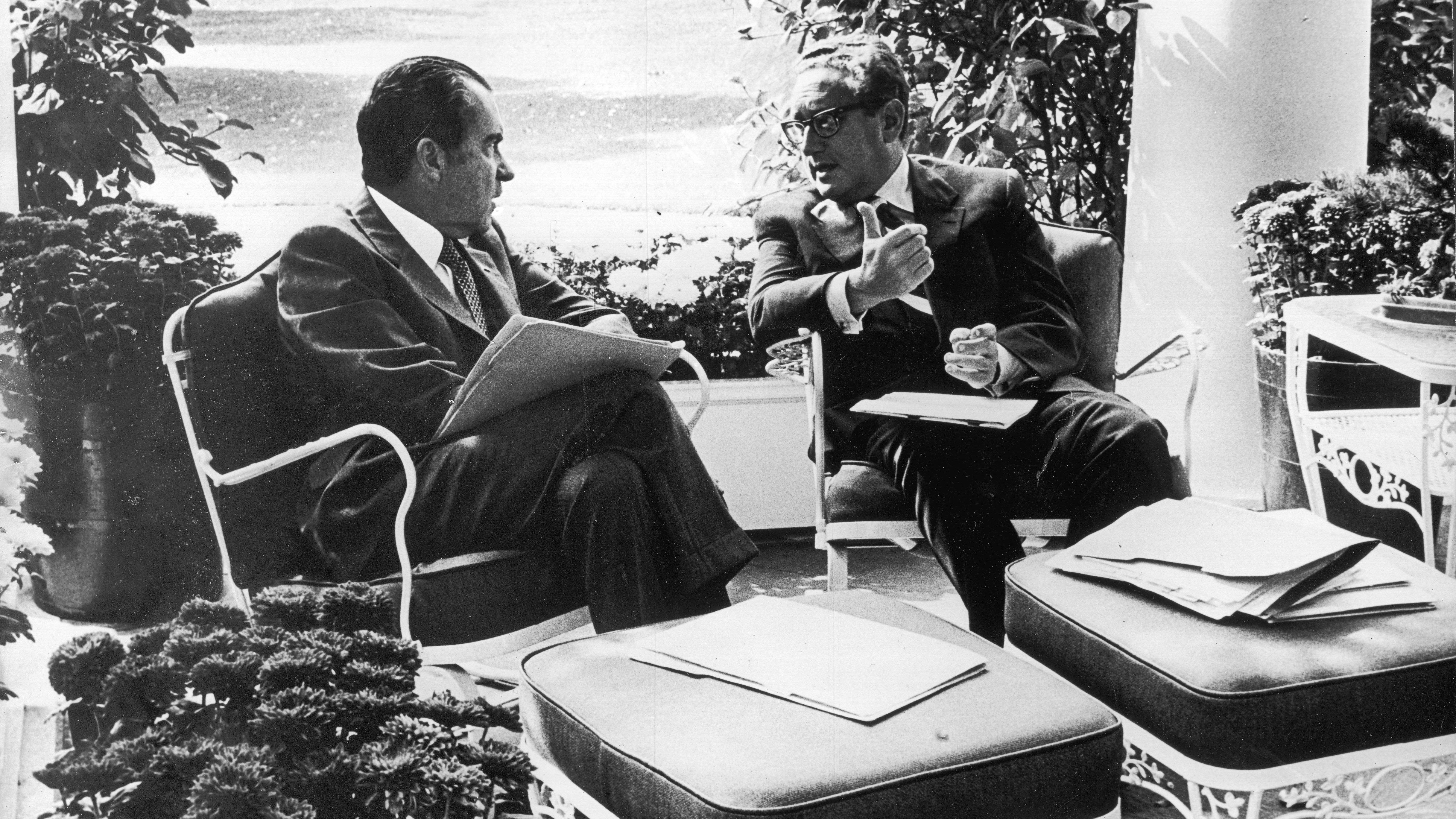 Kissinger meets with President Richard Nixon in 1972.