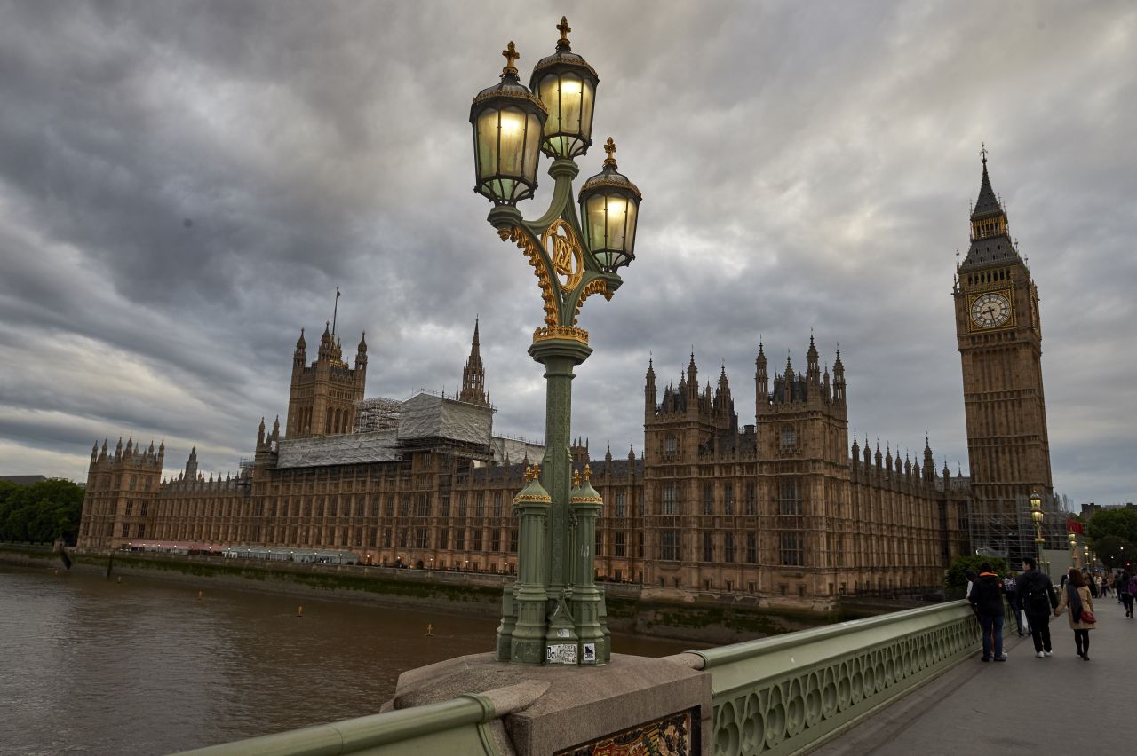 The Gothic design of the Bridge complements the architecture of the Houses of Parliament.