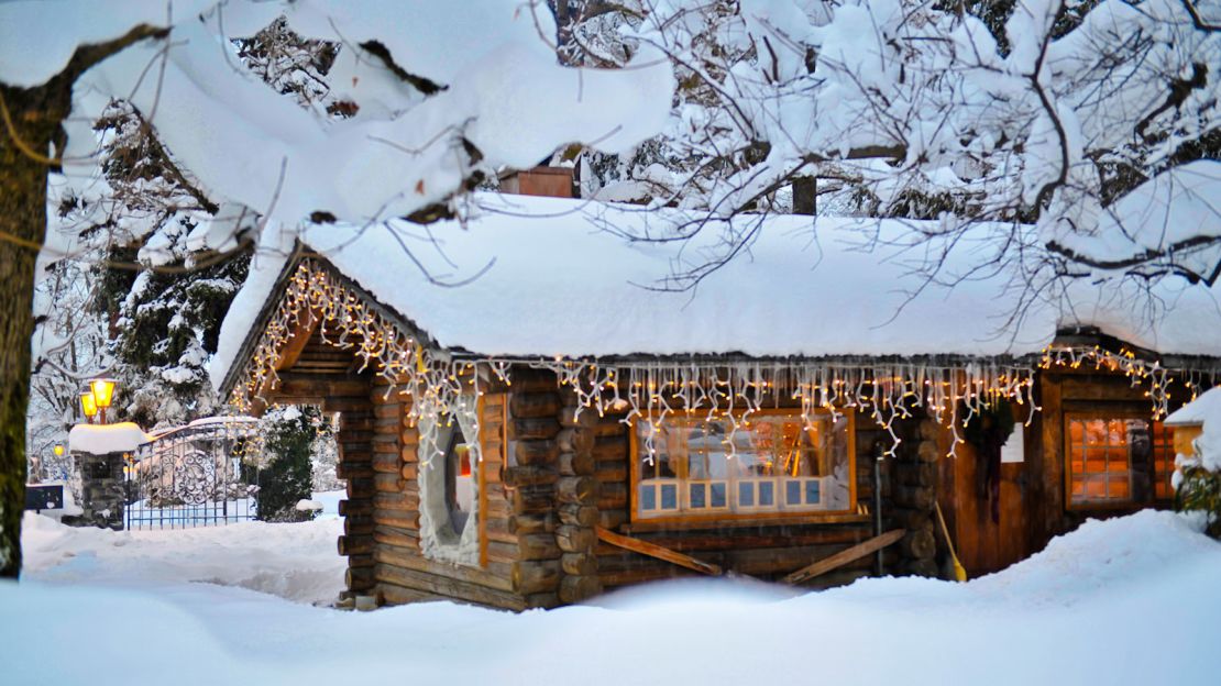 Guests at Le Grand Bellevue can escape to a nearby farmhouse for a candlelit dinner of fondue and champagne.