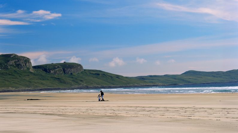 <strong>Machir Bay, Islay: </strong>The beaches in western Scotland vary wildly, from quiet, sandy coves to vast bays where the Atlantic rages. Machir Bay, on the island of Islay, is undoubtedly one of the country's most beautiful, especially when the winter storms pile in and the waves slam onto shore. 