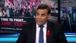 intv amanpour Khalid Mahmood _00031824.jpg