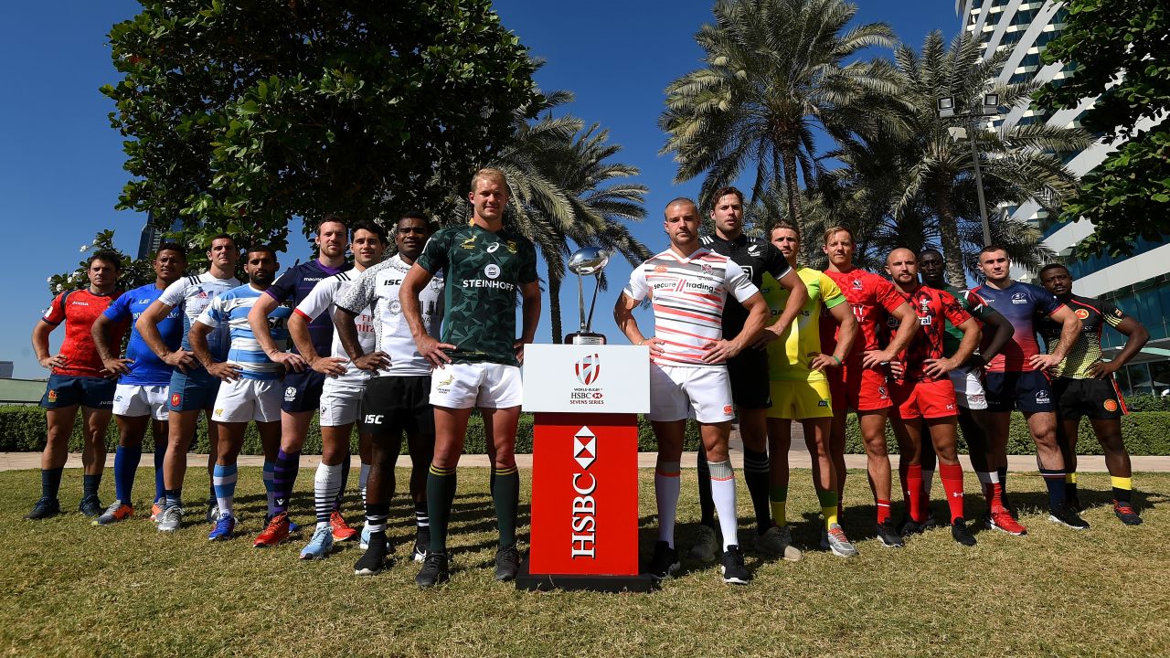 DUBAI, UNITED ARAB EMIRATES - NOVEMBER 29: Men's team captains pose for photos with the Dubai Sevens Trophy during the Emirates Dubai Rugby Sevens: HSBC Sevens World Series photocall on November 29, 2017 in Dubai, United Arab Emirates.  (Photo by Tom Dulat/Getty Images)