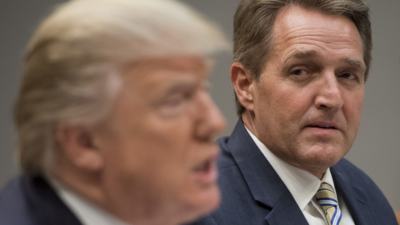Flake Trump 03