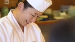 japan female sushi chef_00000000.jpg