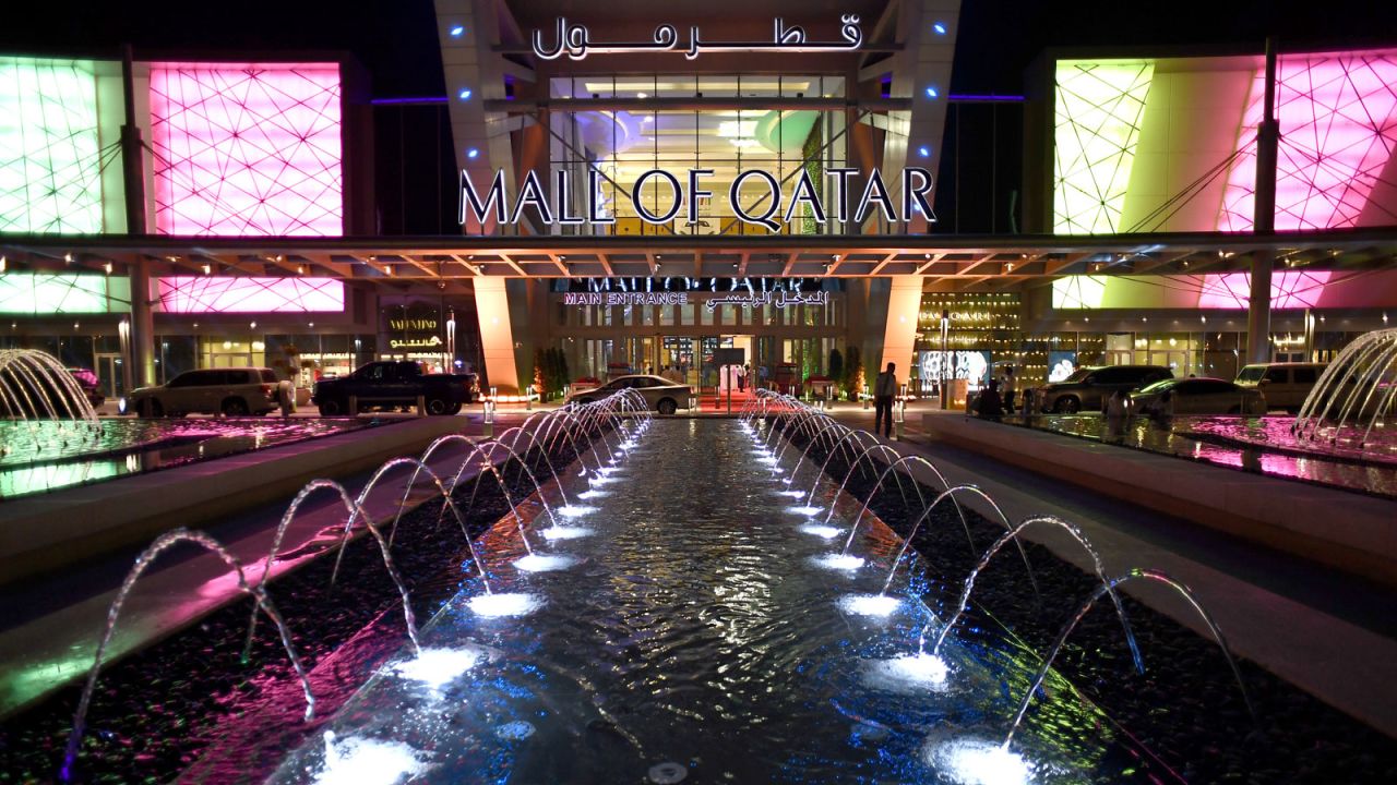 <strong>Mall of Qatar: </strong>The shopping opportunities are extensive with several vast cathedrals to consumerism. 