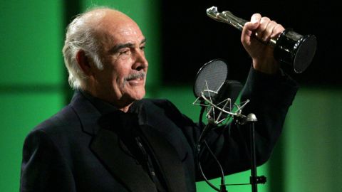 Connery receives the European Film Academy's lifetime achievement award in 2005.