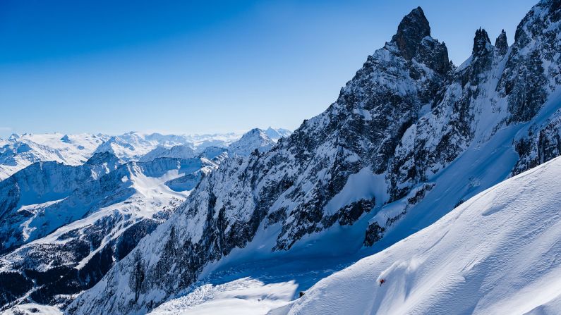 <strong>Mont Blanc massif:</strong> "This is one of my favorite areas to ski and photograph in the Alps. The mountains are impressive with endless possibilities. This is Chamonix local Alex Pittin, who is an ex-alpine racer in the French team and now a fully certified mountain guide, skiing powder on the Brenva glacier near Courmayeur in Italy's Aosta valley. The peak in the background is the Aiguille Noire de Peuterey (3, 773 meters)." -- <em>Mattias Fredriksson.</em><br />