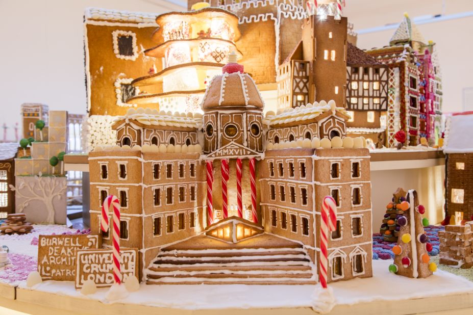Having designed structures for a number of real-life educational establishments, including University College London and Loughborough University, architecture firm Burwell Deakins was assigned to build Gingerbread City's university. The building's symmetrical design features pediments, a dome and columns made from candy cane.
