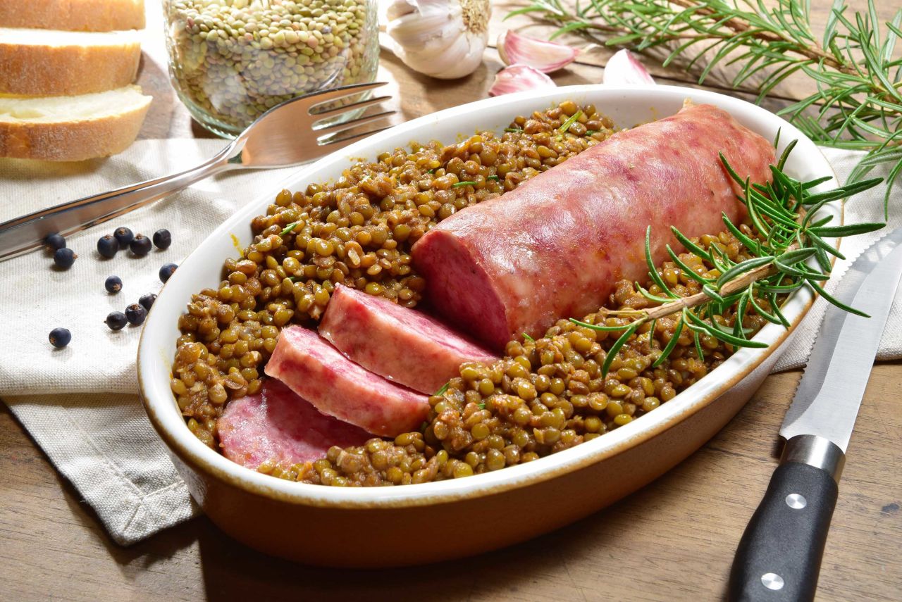 Cotechino con lenticchie is the yummy Italian pairing of sausage and lentils.