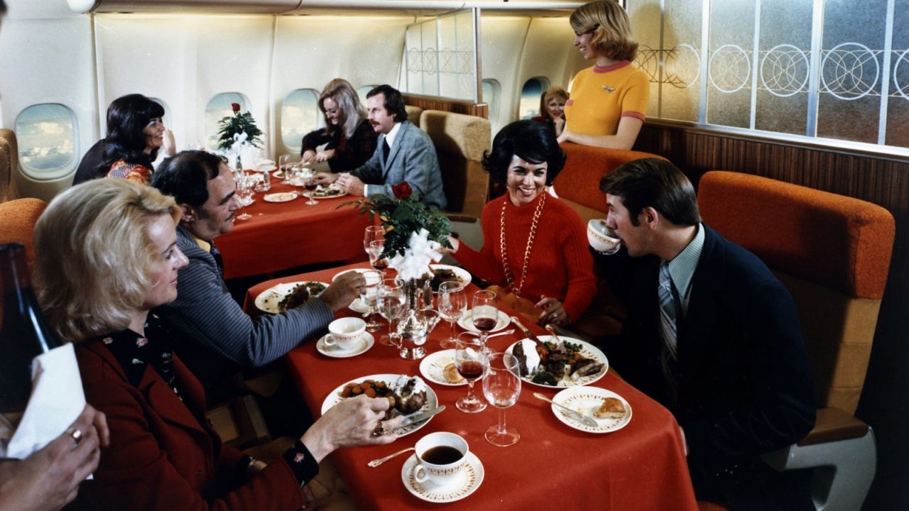 This luxury onboard restaurant was also proposed for McDonnell Douglas' DC-10.