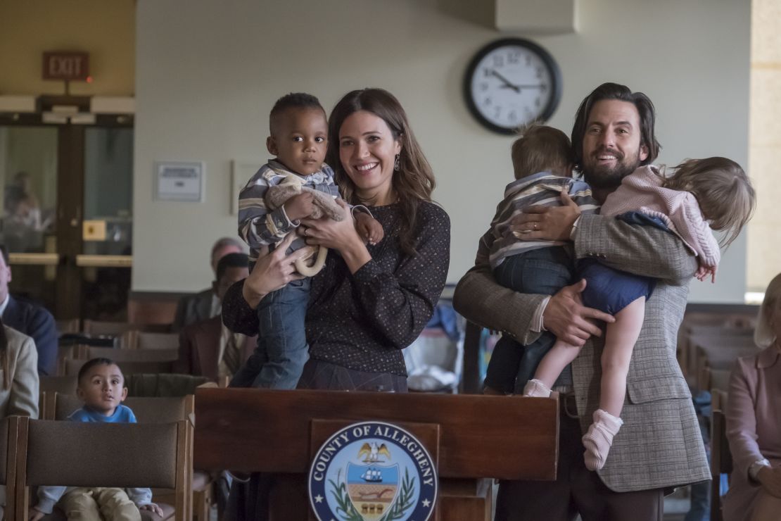 Mandy Moore plays Rebecca and Milo Ventimiglia plays Jack in "This is Us."